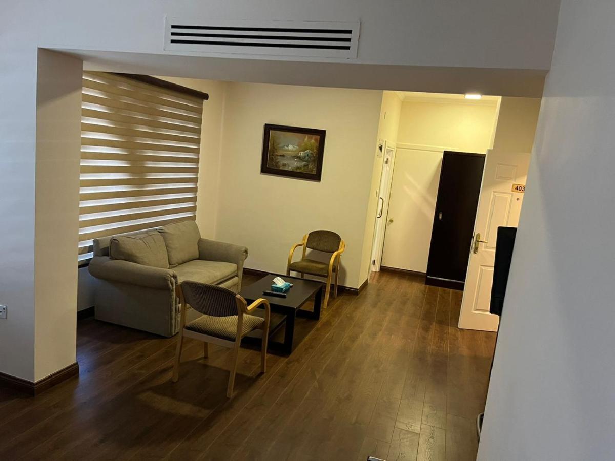 Rozana Hotel Suite Amman Esterno foto