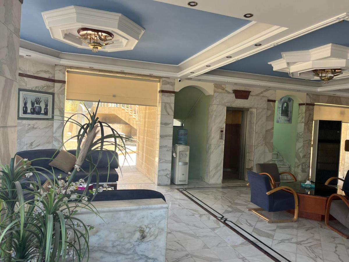 Rozana Hotel Suite Amman Esterno foto