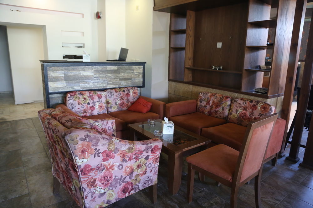 Rozana Hotel Suite Amman Esterno foto