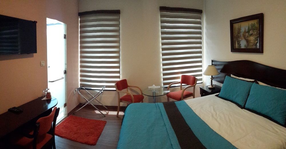 Rozana Hotel Suite Amman Esterno foto